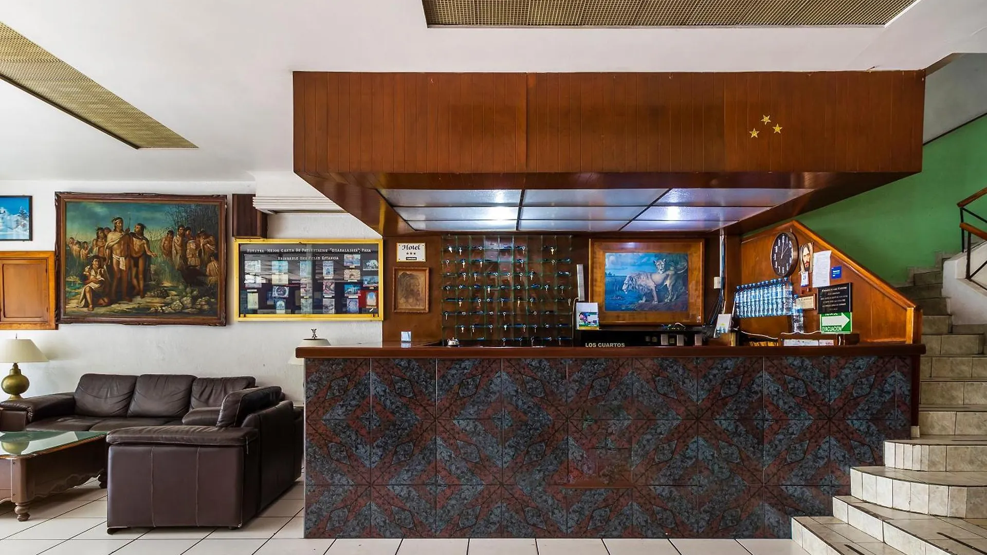 Hotel Canada, غوادالاجارا